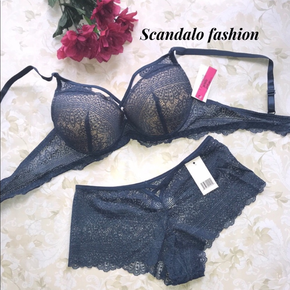 Set Push up Bra Gentle & Cheeky Panties Underwear. NWT